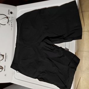 DKNY cargo shorts